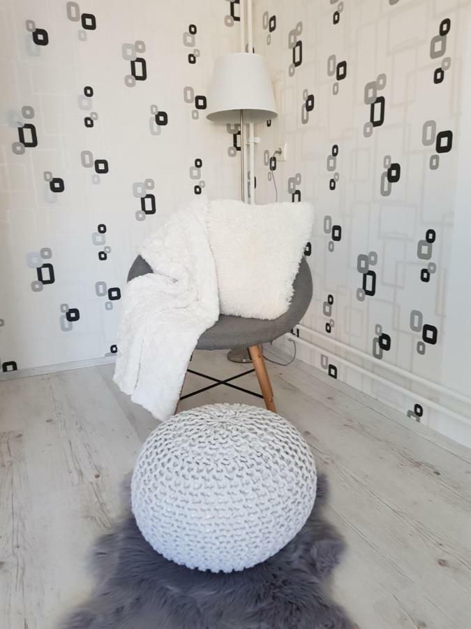 Downtown'S Pearl Apartment Pecs Bagian luar foto
